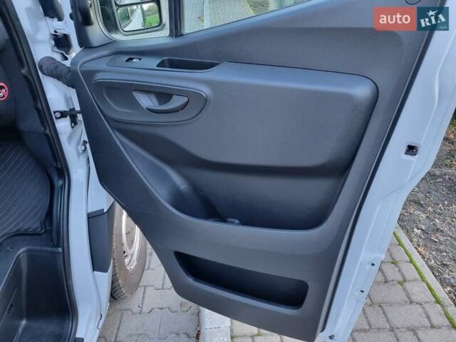 Білий Мерседес Sprinter, об'ємом двигуна 2 л та пробігом 292 тис. км за 38500 $, фото 35 на Automoto.ua