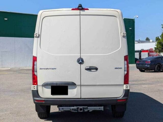 Білий Мерседес Sprinter, об'ємом двигуна 2 л та пробігом 45 тис. км за 11700 $, фото 4 на Automoto.ua
