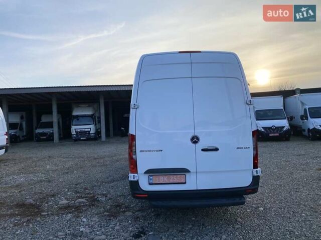 Белый Мерседес Sprinter, объемом двигателя 2.2 л и пробегом 160 тыс. км за 25999 $, фото 18 на Automoto.ua