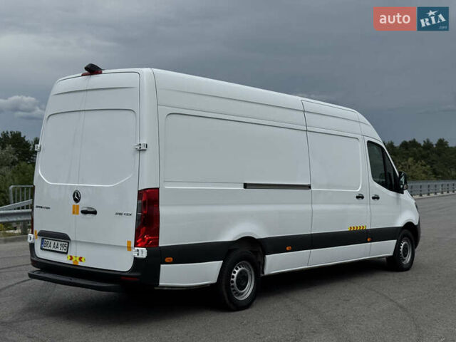 Белый Мерседес Sprinter, объемом двигателя 2.2 л и пробегом 220 тыс. км за 25900 $, фото 13 на Automoto.ua