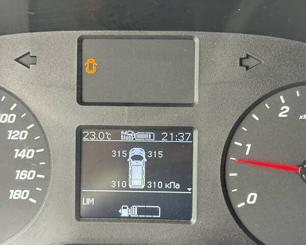Белый Мерседес Sprinter, объемом двигателя 2.2 л и пробегом 220 тыс. км за 25900 $, фото 59 на Automoto.ua
