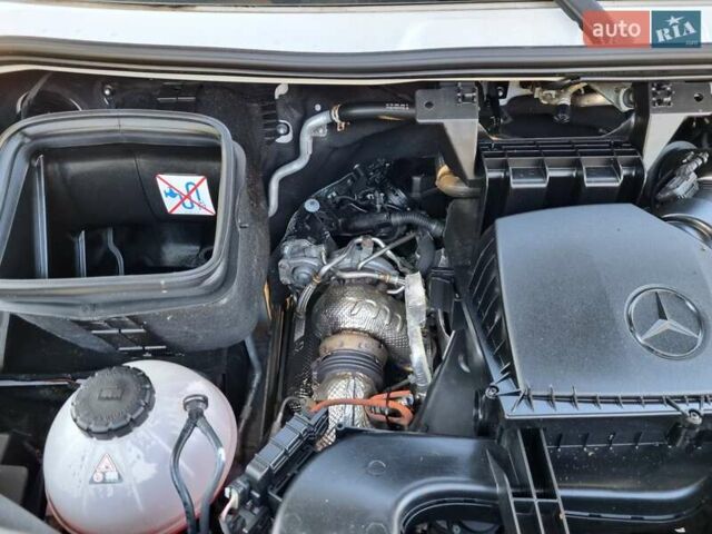 Білий Мерседес Sprinter, об'ємом двигуна 2 л та пробігом 292 тис. км за 38500 $, фото 39 на Automoto.ua