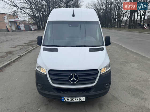 Белый Мерседес Sprinter, объемом двигателя 1.95 л и пробегом 191 тыс. км за 29000 $, фото 8 на Automoto.ua