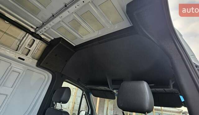 Белый Мерседес Sprinter, объемом двигателя 2.99 л и пробегом 22 тыс. км за 40500 $, фото 10 на Automoto.ua