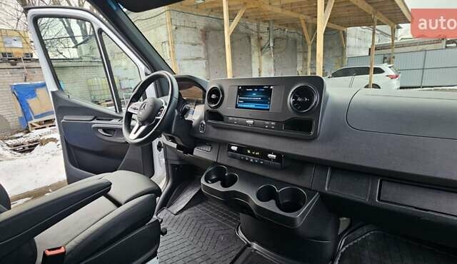 Белый Мерседес Sprinter, объемом двигателя 2.99 л и пробегом 22 тыс. км за 40500 $, фото 24 на Automoto.ua