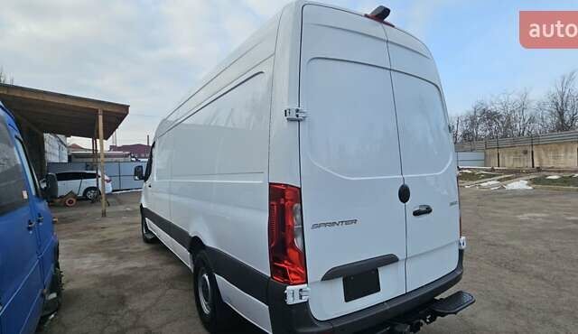 Белый Мерседес Sprinter, объемом двигателя 2.99 л и пробегом 22 тыс. км за 40500 $, фото 3 на Automoto.ua