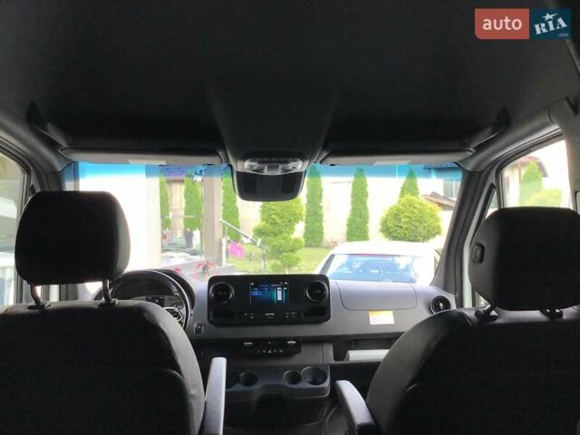 Білий Мерседес Sprinter, об'ємом двигуна 2.99 л та пробігом 380 тис. км за 52954 $, фото 33 на Automoto.ua