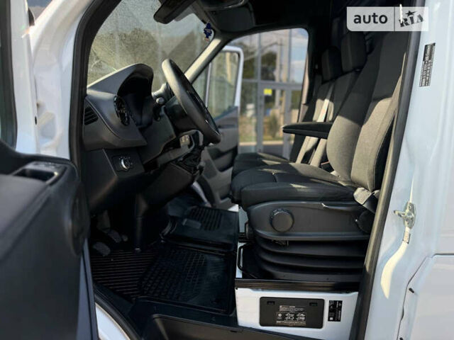Белый Мерседес Sprinter, объемом двигателя 2 л и пробегом 198 тыс. км за 33500 $, фото 65 на Automoto.ua
