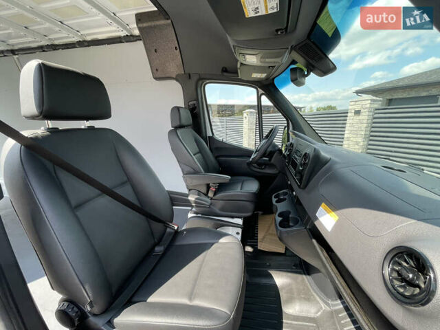 Белый Мерседес Sprinter, объемом двигателя 20 л и пробегом 94 тыс. км за 38999 $, фото 11 на Automoto.ua
