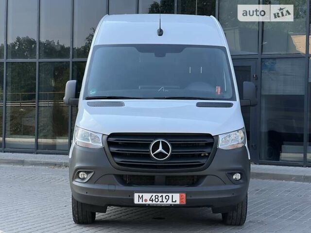 Белый Мерседес Sprinter, объемом двигателя 2 л и пробегом 198 тыс. км за 33500 $, фото 12 на Automoto.ua