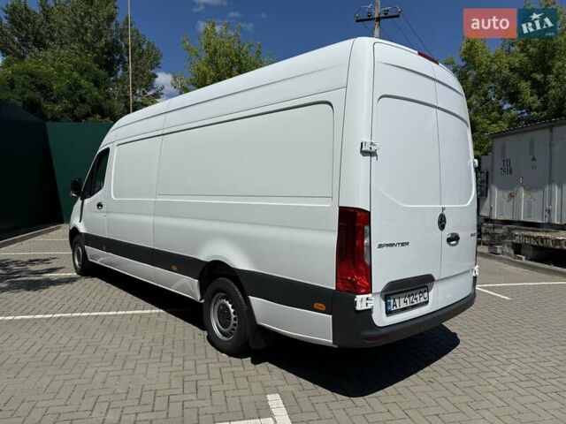 Белый Мерседес Sprinter, объемом двигателя 1.95 л и пробегом 14 тыс. км за 45000 $, фото 4 на Automoto.ua