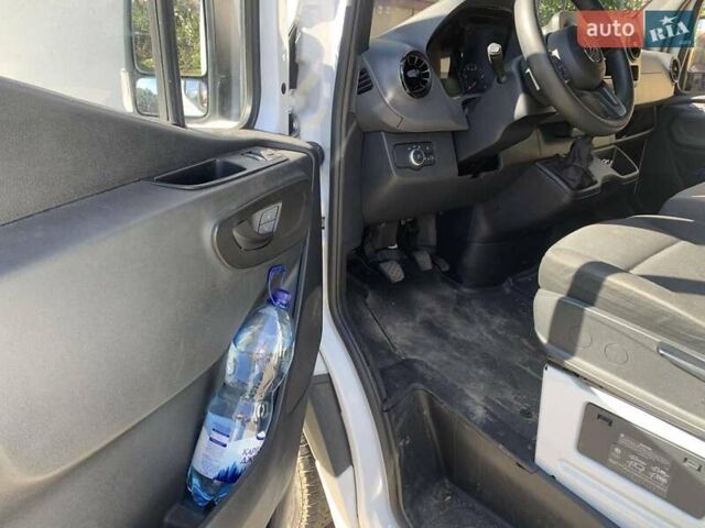 Белый Мерседес Sprinter, объемом двигателя 1.95 л и пробегом 242 тыс. км за 29000 $, фото 30 на Automoto.ua