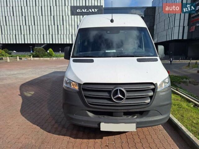 Білий Мерседес Sprinter, об'ємом двигуна 1.95 л та пробігом 195 тис. км за 39500 $, фото 2 на Automoto.ua