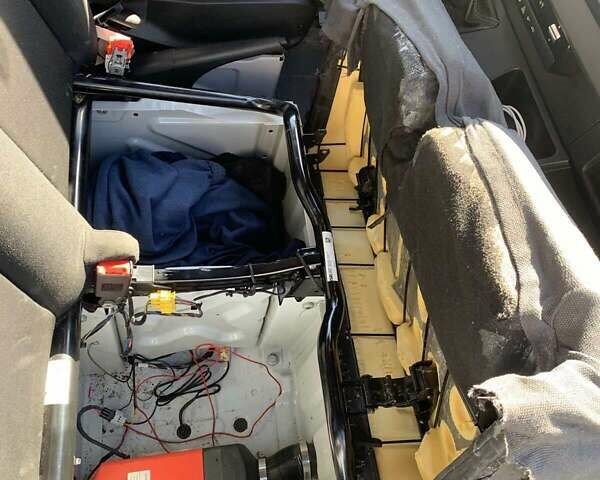 Белый Мерседес Sprinter, объемом двигателя 1.95 л и пробегом 242 тыс. км за 29000 $, фото 33 на Automoto.ua