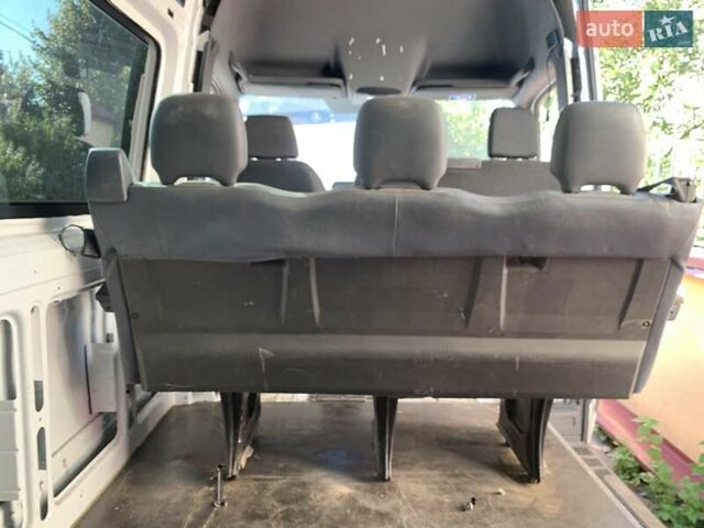 Белый Мерседес Sprinter, объемом двигателя 1.95 л и пробегом 242 тыс. км за 29000 $, фото 22 на Automoto.ua