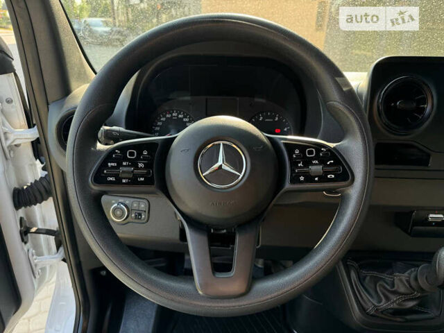 Белый Мерседес Sprinter, объемом двигателя 2 л и пробегом 198 тыс. км за 33500 $, фото 90 на Automoto.ua