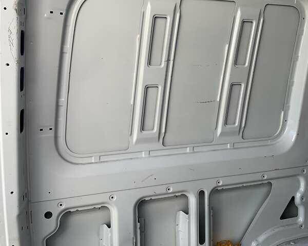 Белый Мерседес Sprinter, объемом двигателя 1.95 л и пробегом 242 тыс. км за 29000 $, фото 39 на Automoto.ua