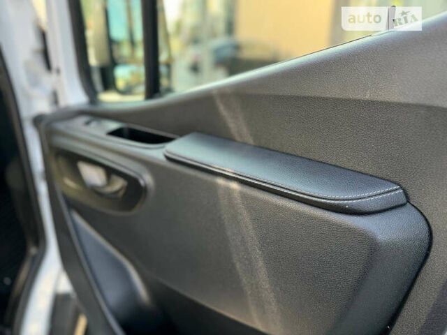 Белый Мерседес Sprinter, объемом двигателя 2 л и пробегом 198 тыс. км за 33500 $, фото 64 на Automoto.ua