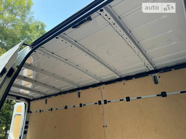 Белый Мерседес Sprinter, объемом двигателя 2 л и пробегом 198 тыс. км за 33500 $, фото 52 на Automoto.ua