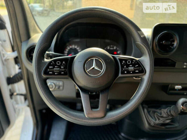 Белый Мерседес Sprinter, объемом двигателя 2 л и пробегом 198 тыс. км за 33500 $, фото 81 на Automoto.ua