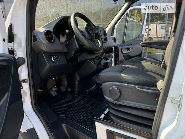 Белый Мерседес Sprinter, объемом двигателя 2 л и пробегом 198 тыс. км за 33500 $, фото 71 на Automoto.ua