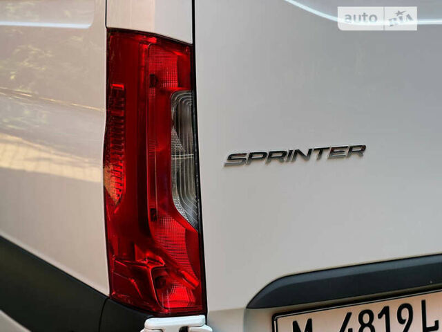 Белый Мерседес Sprinter, объемом двигателя 2 л и пробегом 198 тыс. км за 33500 $, фото 33 на Automoto.ua