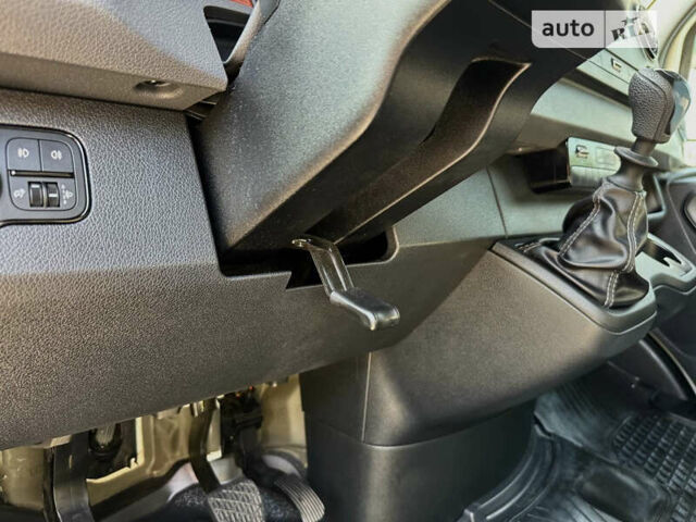 Белый Мерседес Sprinter, объемом двигателя 2 л и пробегом 198 тыс. км за 33500 $, фото 68 на Automoto.ua