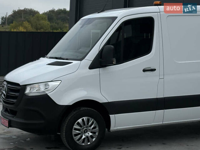Білий Мерседес Sprinter, об'ємом двигуна 2.2 л та пробігом 64 тис. км за 29999 $, фото 7 на Automoto.ua