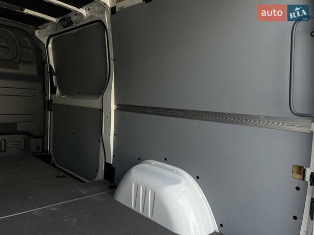 Білий Мерседес Sprinter, об'ємом двигуна 2.2 л та пробігом 64 тис. км за 29999 $, фото 72 на Automoto.ua