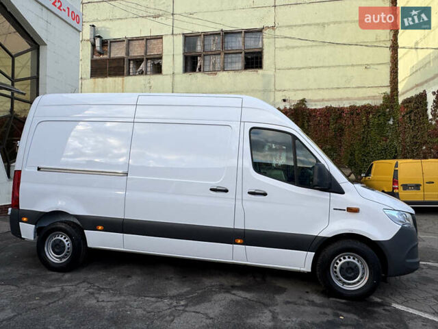 Белый Мерседес Sprinter, объемом двигателя 0 л и пробегом 1 тыс. км за 26999 $, фото 4 на Automoto.ua