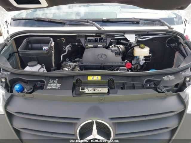 Білий Мерседес Sprinter, об'ємом двигуна 2 л та пробігом 1 тис. км за 35000 $, фото 7 на Automoto.ua