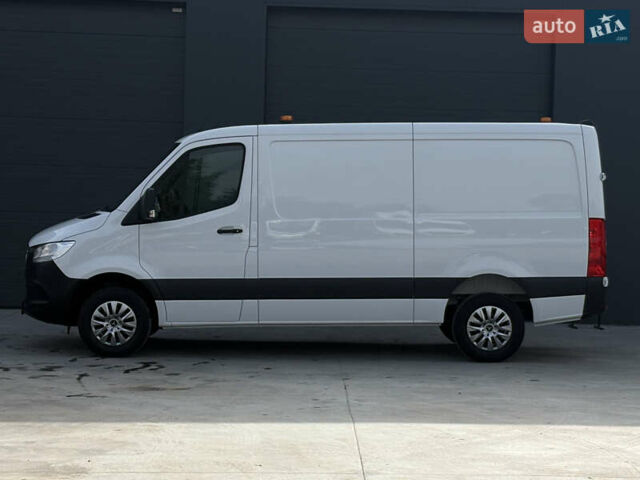 Білий Мерседес Sprinter, об'ємом двигуна 2.2 л та пробігом 64 тис. км за 29999 $, фото 32 на Automoto.ua