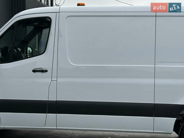 Білий Мерседес Sprinter, об'ємом двигуна 2.2 л та пробігом 64 тис. км за 29999 $, фото 25 на Automoto.ua