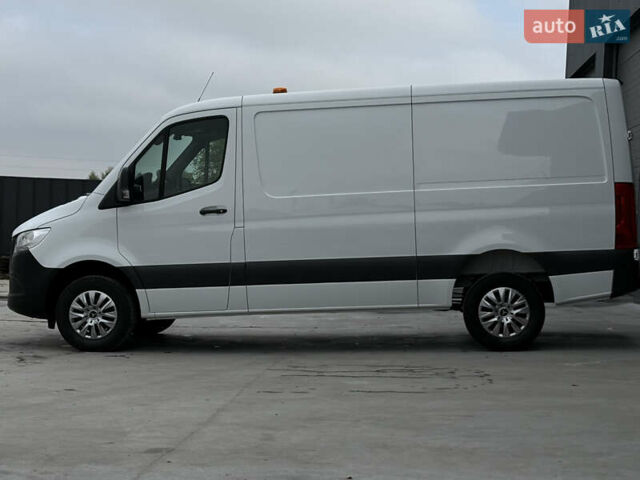 Білий Мерседес Sprinter, об'ємом двигуна 2.2 л та пробігом 64 тис. км за 29999 $, фото 30 на Automoto.ua
