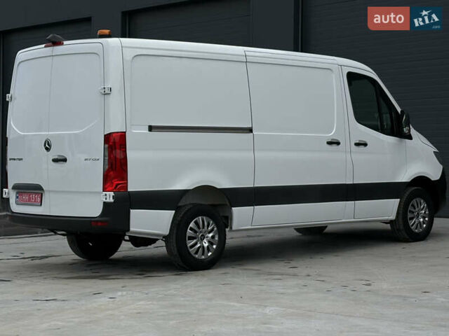 Білий Мерседес Sprinter, об'ємом двигуна 2.2 л та пробігом 64 тис. км за 29999 $, фото 15 на Automoto.ua