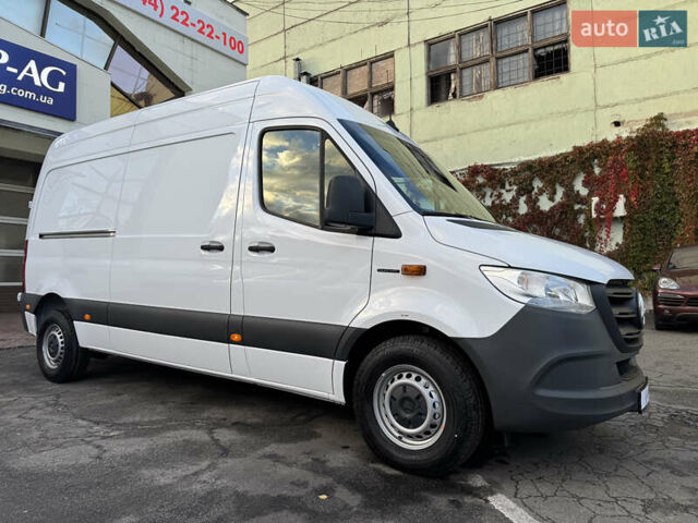Белый Мерседес Sprinter, объемом двигателя 0 л и пробегом 1 тыс. км за 26999 $, фото 3 на Automoto.ua