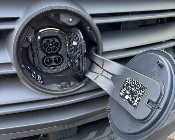 Белый Мерседес Sprinter, объемом двигателя 0 л и пробегом 1 тыс. км за 26999 $, фото 56 на Automoto.ua