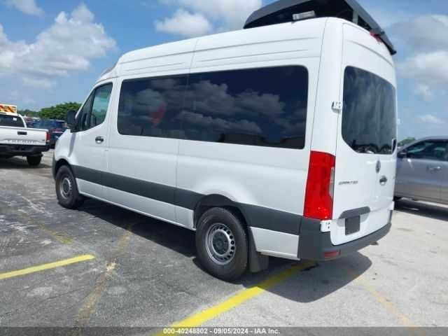 Білий Мерседес Sprinter, об'ємом двигуна 2 л та пробігом 1 тис. км за 35000 $, фото 2 на Automoto.ua