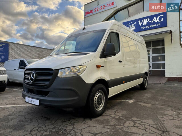 Белый Мерседес Sprinter, объемом двигателя 0 л и пробегом 1 тыс. км за 26999 $, фото 2 на Automoto.ua