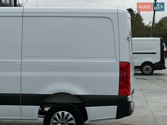Білий Мерседес Sprinter, об'ємом двигуна 2.2 л та пробігом 64 тис. км за 29999 $, фото 26 на Automoto.ua