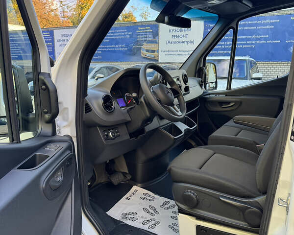 Белый Мерседес Sprinter, объемом двигателя 0 л и пробегом 1 тыс. км за 26999 $, фото 18 на Automoto.ua