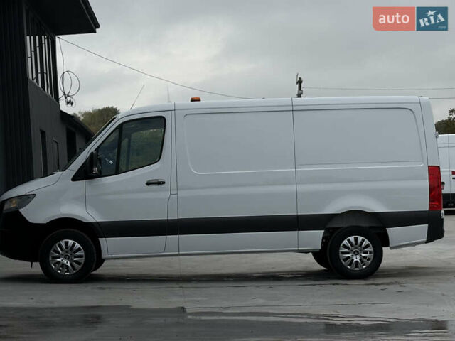 Білий Мерседес Sprinter, об'ємом двигуна 2.2 л та пробігом 64 тис. км за 29999 $, фото 27 на Automoto.ua