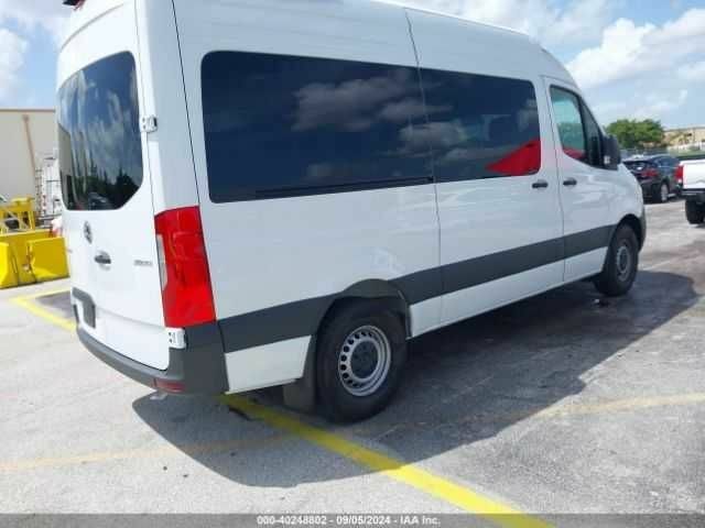 Білий Мерседес Sprinter, об'ємом двигуна 2 л та пробігом 1 тис. км за 35000 $, фото 3 на Automoto.ua