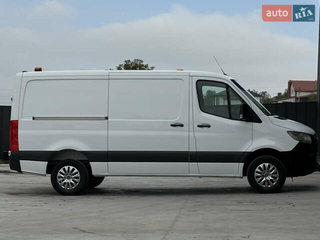 Білий Мерседес Sprinter, об'ємом двигуна 2.2 л та пробігом 64 тис. км за 29999 $, фото 28 на Automoto.ua