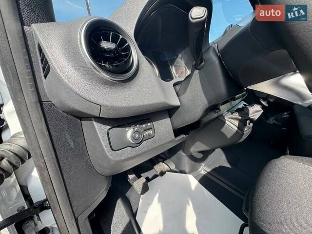 Белый Мерседес Sprinter, объемом двигателя 0 л и пробегом 1 тыс. км за 62720 $, фото 4 на Automoto.ua