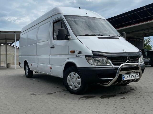 Белый Мерседес Sprinter, объемом двигателя 2.15 л и пробегом 520 тыс. км за 8500 $, фото 5 на Automoto.ua