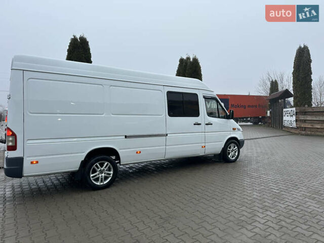 Белый Мерседес Sprinter, объемом двигателя 2.15 л и пробегом 850 тыс. км за 10500 $, фото 5 на Automoto.ua