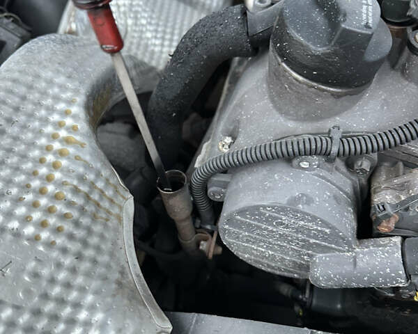 Белый Мерседес Sprinter, объемом двигателя 2.15 л и пробегом 850 тыс. км за 10500 $, фото 26 на Automoto.ua