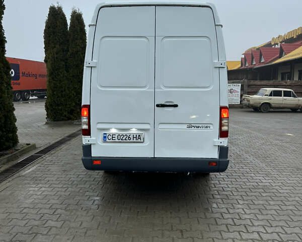 Белый Мерседес Sprinter, объемом двигателя 2.15 л и пробегом 850 тыс. км за 10500 $, фото 7 на Automoto.ua