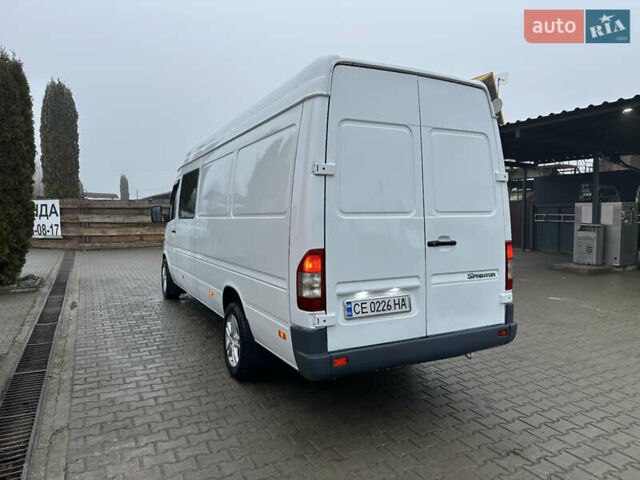 Белый Мерседес Sprinter, объемом двигателя 2.15 л и пробегом 850 тыс. км за 10500 $, фото 12 на Automoto.ua